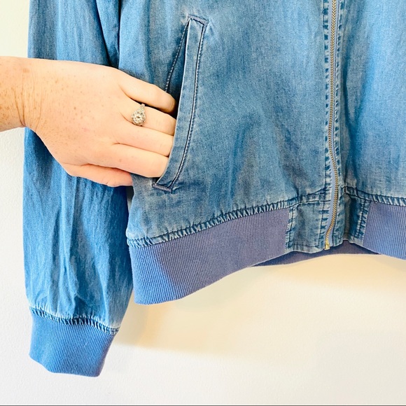 Disney Chambray Jacket Jean Bomber Believe in Mermaid Small - Picture 4 of 7